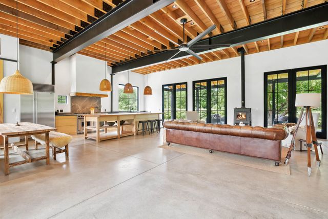 2394 Fletcher Hill Road, Woodstock, VT 05091