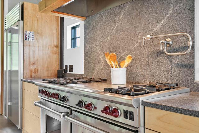 2394 Fletcher Hill Road, Woodstock, VT 05091