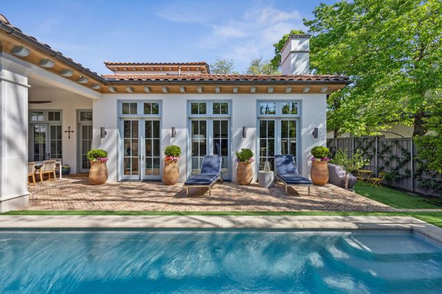 4222 Brookview Drive, Dallas, TX 75220