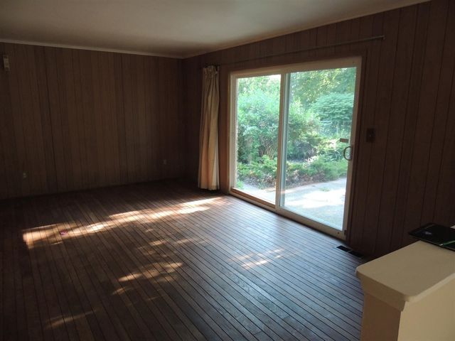 2098 Yorktown Drive, Ann Arbor, MI 48105