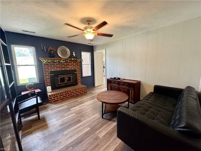 1804 Randall CT, Virginia Beach, VA 23464