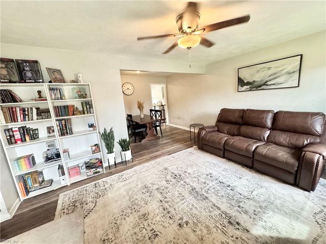 1804 Randall CT, Virginia Beach, VA 23464