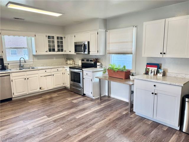 1804 Randall CT, Virginia Beach, VA 23464