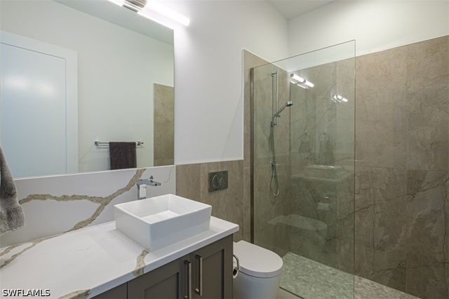 4 Willoughby DR, Naples, FL 34110
