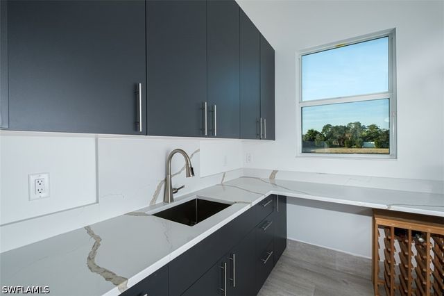 4 Willoughby DR, Naples, FL 34110