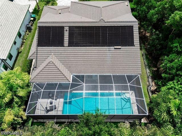 4 Willoughby DR, Naples, FL 34110