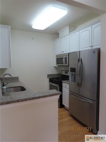 544 E Celebration Way 544, South Plainfield, NJ 07080