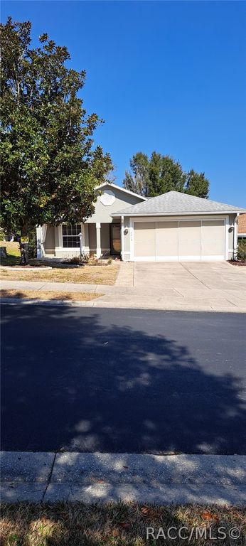 821 W Cockatiel Loop, Hernando, FL 34442