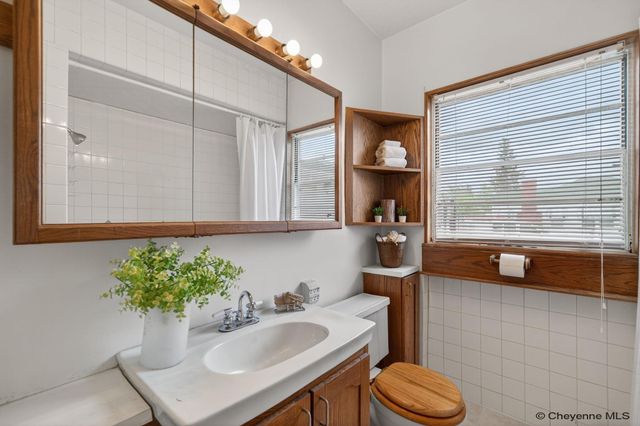 1911 GARRETT ST, Cheyenne, WY 82001