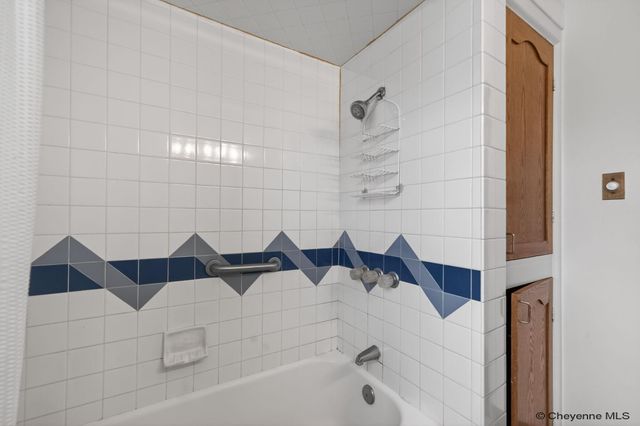 1911 GARRETT ST, Cheyenne, WY 82001