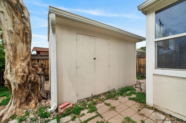 1911 GARRETT ST, Cheyenne, WY 82001