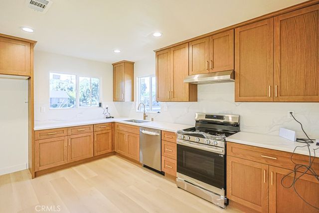 1802 W Martha, Santa Ana, CA 92706