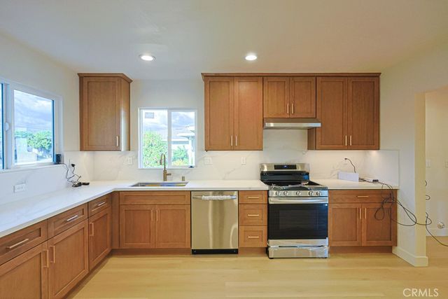 1802 W Martha, Santa Ana, CA 92706