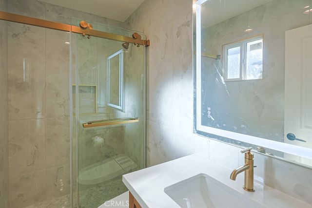 1802 W Martha, Santa Ana, CA 92706