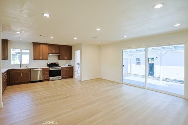 1802 W Martha, Santa Ana, CA 92706