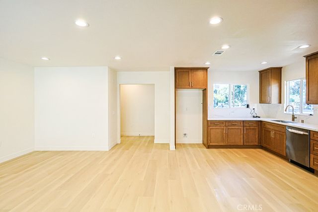 1802 W Martha, Santa Ana, CA 92706