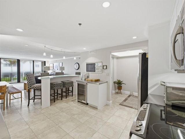 3009 S Ocean Boulevard 205, Highland Beach, FL 33487