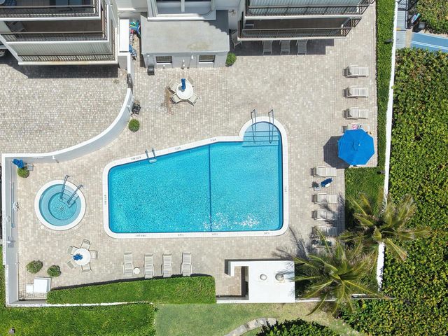 3009 S Ocean Boulevard 205, Highland Beach, FL 33487