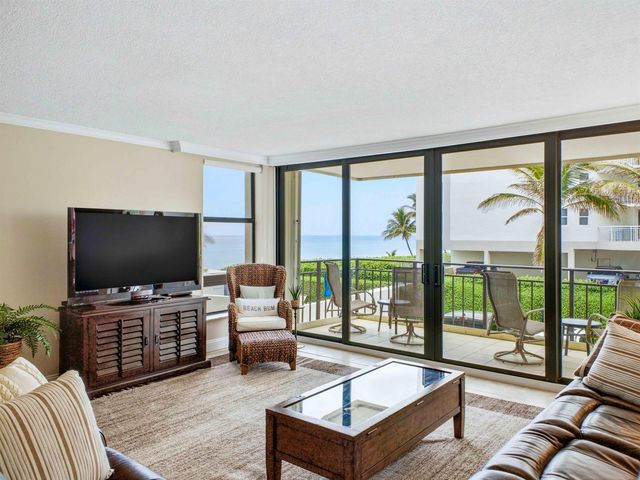 3009 S Ocean Boulevard 205, Highland Beach, FL 33487