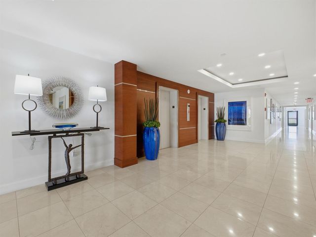 3009 S Ocean Boulevard 205, Highland Beach, FL 33487