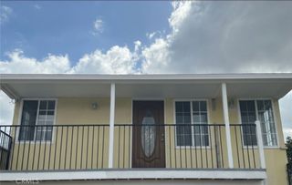 1/2 Duane Way 1/2, South Gate, CA 90280