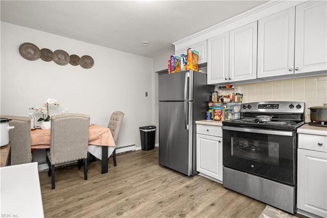2216 Decatur ST, Chesapeake, VA 23324