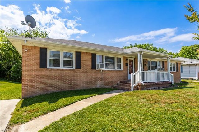 2216 Decatur ST, Chesapeake, VA 23324