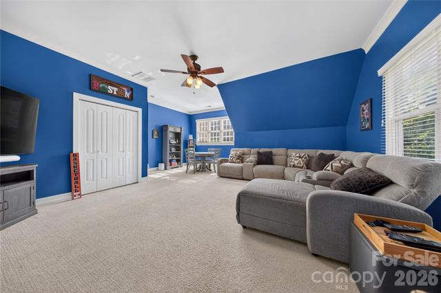 9605 White Hemlock Lane, Charlotte, NC 28270