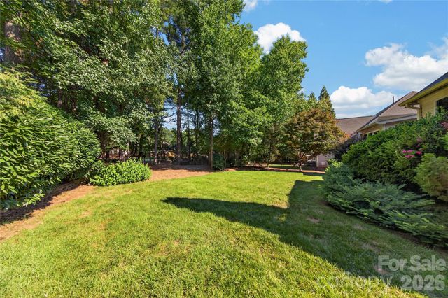 9605 White Hemlock Lane, Charlotte, NC 28270