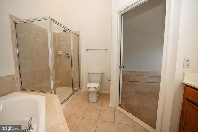 217 S SAVANNA DR, Pottstown, PA 19465