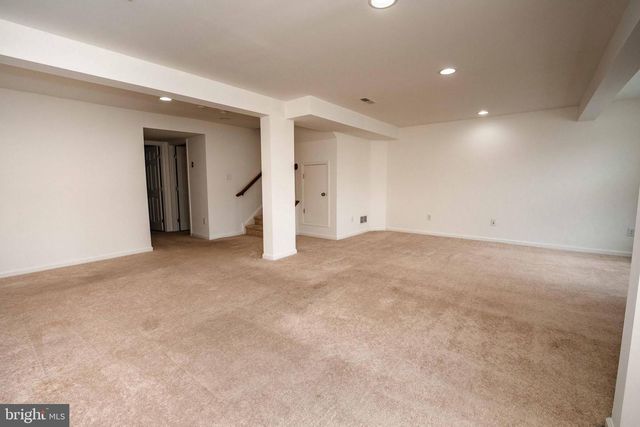 217 S SAVANNA DR, Pottstown, PA 19465