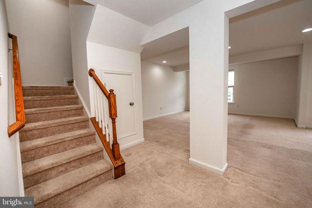 217 S SAVANNA DR, Pottstown, PA 19465