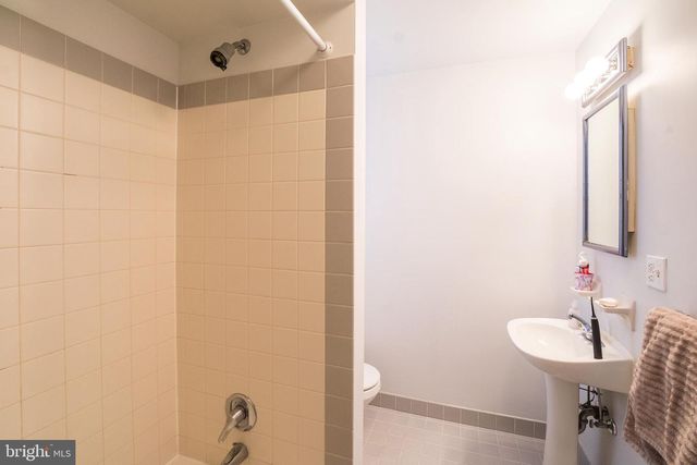 1938 PINE ST, Philadelphia, PA 19103