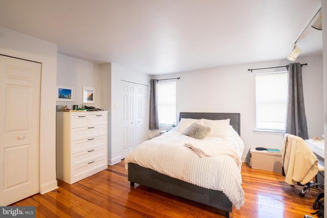 1938 PINE ST, Philadelphia, PA 19103