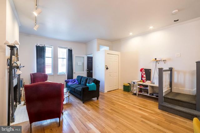1938 PINE ST, Philadelphia, PA 19103
