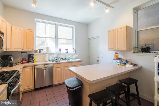 1938 PINE ST, Philadelphia, PA 19103