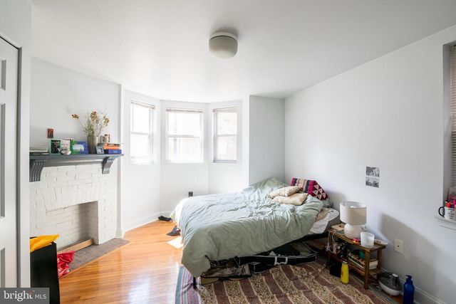 1938 PINE ST, Philadelphia, PA 19103