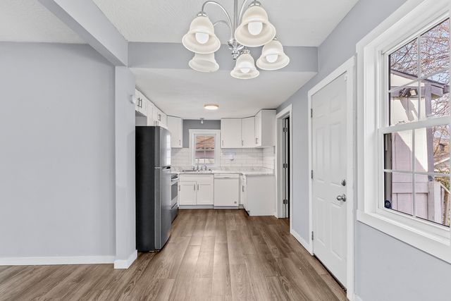 2517 W Phelps Street, Springfield, MO 65802