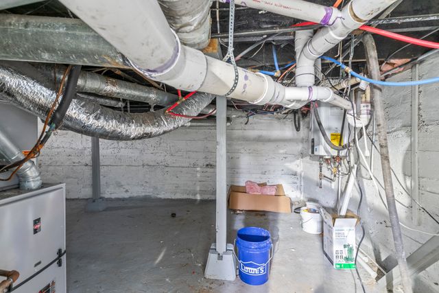 2517 W Phelps Street, Springfield, MO 65802