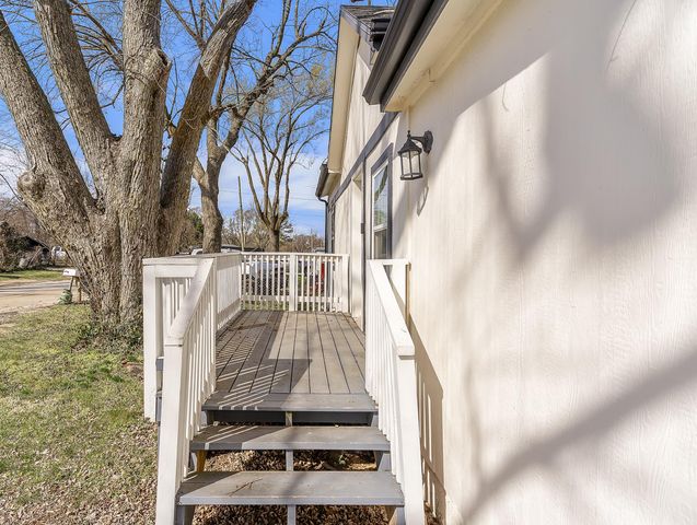 2517 W Phelps Street, Springfield, MO 65802