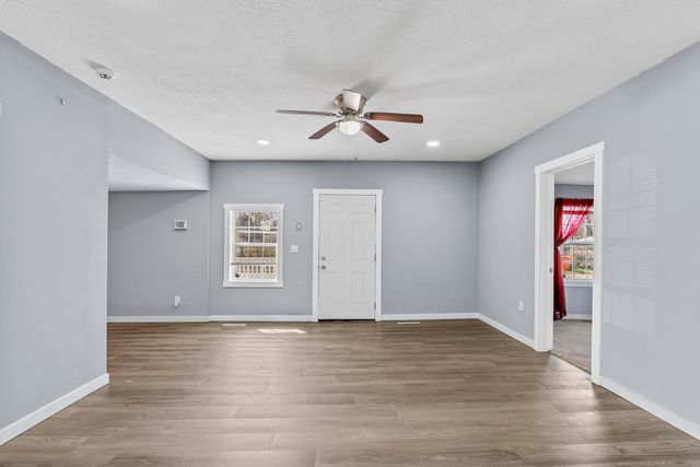 2517 W Phelps Street, Springfield, MO 65802