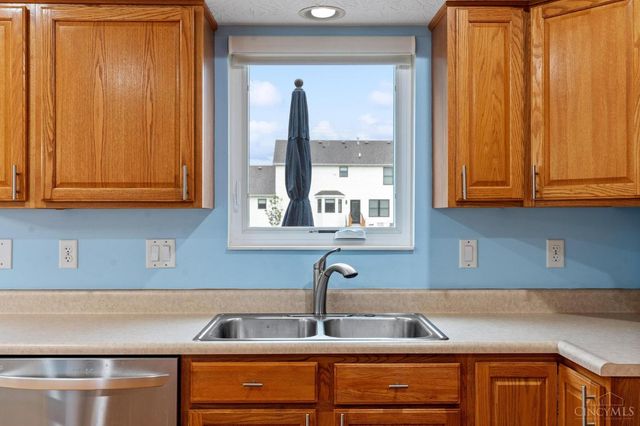 9195 Glenridge Boulevard, Clearcreek Twp., OH 45458