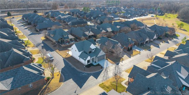 4418 E 93rd Place S, Tulsa, OK 74137