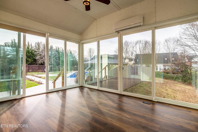 4539 Murphy Rd, Knoxville, TN 37918