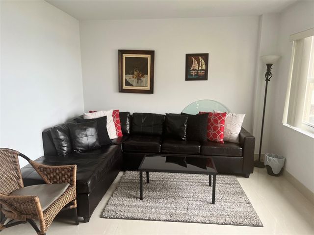 5100 N Ocean Blvd Apt 1115, Lauderdale By The Sea, FL 33308