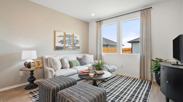 318 NIZAO LN, Bastrop, TX 78602