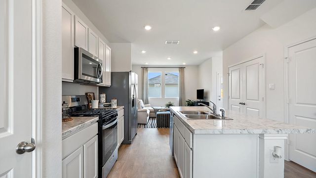 318 NIZAO LN, Bastrop, TX 78602