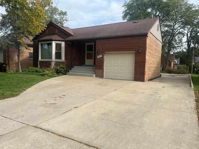 18521 Highland Avenue, Homewood, IL 60430
