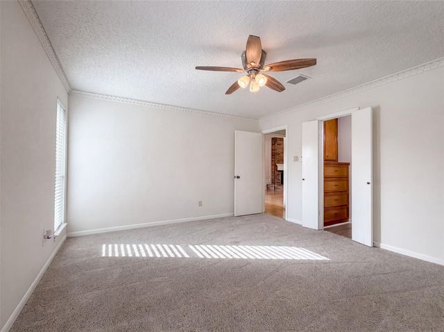 2002 Windmill Drive, Richmond, TX 77406