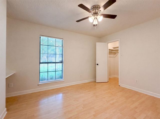 2002 Windmill Drive, Richmond, TX 77406